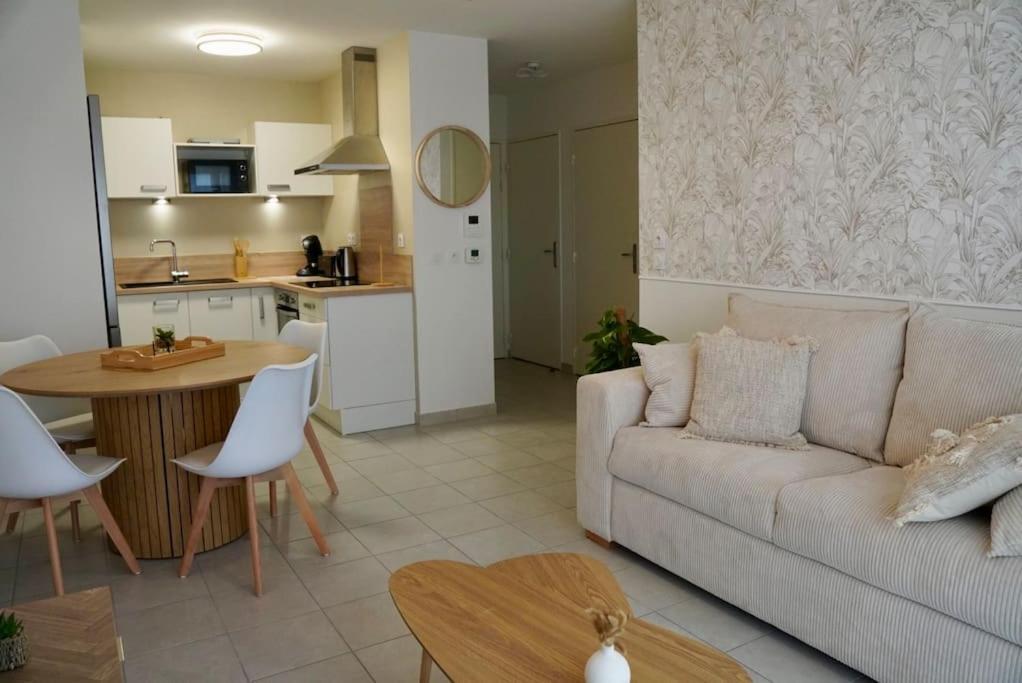 "Haven" Apartman Saint-Priest  Kültér fotó